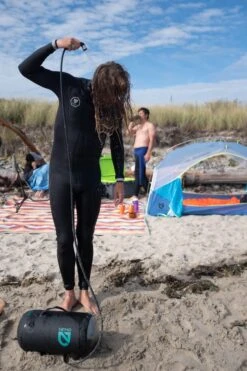 NEMO EQUIPMENT Douche Nemo Helio -Camping En Plein Air douche nemo helio pressure shower 08