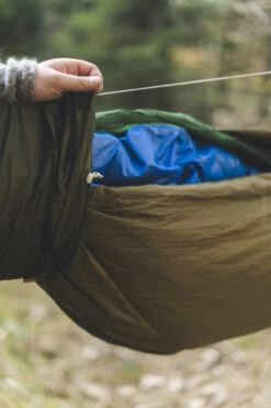 Lesovik Larva -Camping En Plein Air lesovik larva 07