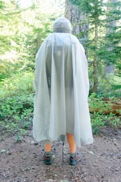 Six Moon Designs Gatewood Cape -Camping En Plein Air six moon design gatewood cape 04